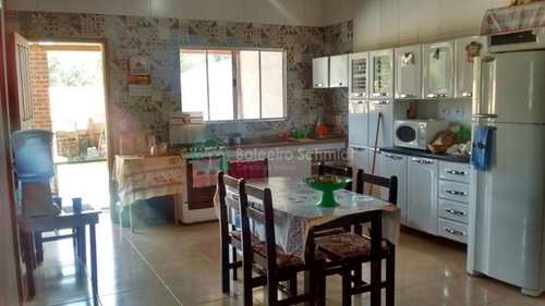 Casa, código 208 em Santo Antônio do Pinhal, bairro Centro