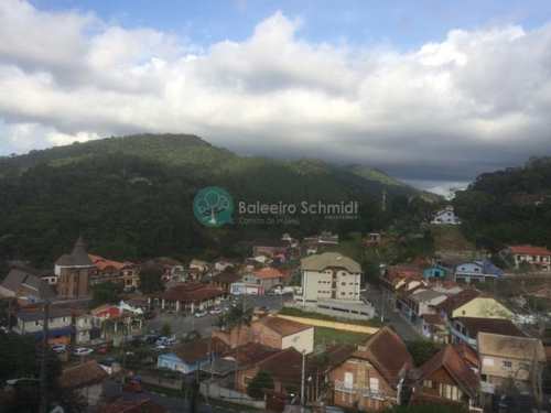 Casa, código 134 em Santo Antônio do Pinhal, bairro Centro