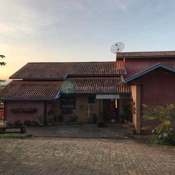 Casa em Santo Antônio do Pinhal, bairro Aprox 2 Km do Centro