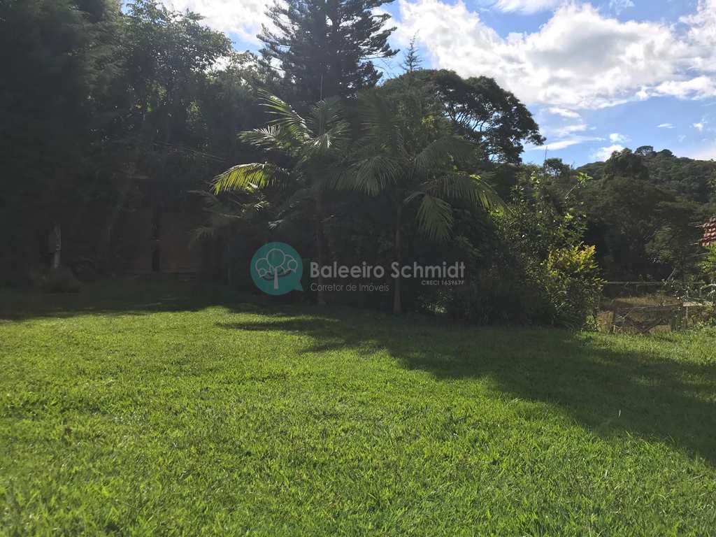 Terreno em Santo Antnio do Pinhal, no bairro Proximo Ao Centro