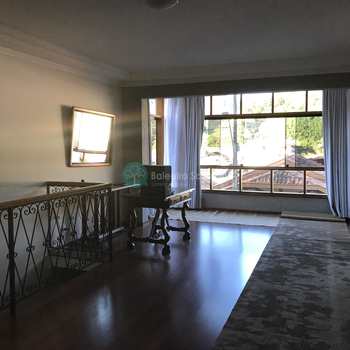 Casa em Santo Antônio do Pinhal, bairro Centro