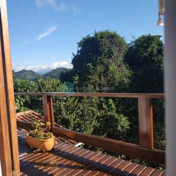 Casa em Santo Antônio do Pinhal, bairro Centro