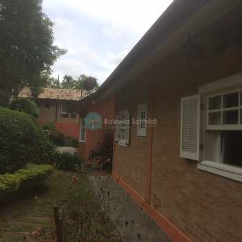 Casa em Santo Antônio do Pinhal, bairro Aprox 2 Km do Centro
