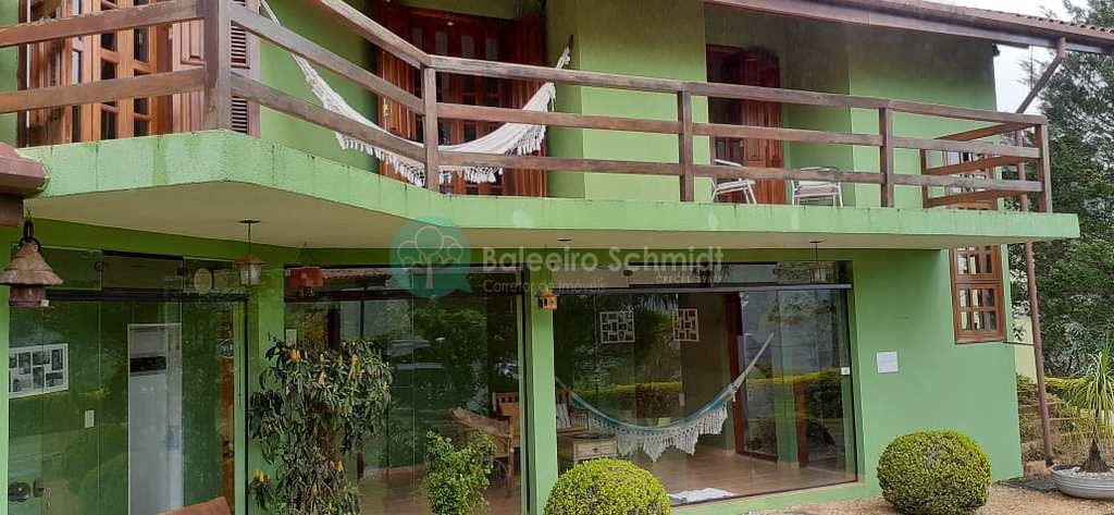 Casa de Condomínio em Santo Antônio do Pinhal, no bairro Condominio Portal da Mantiqueira