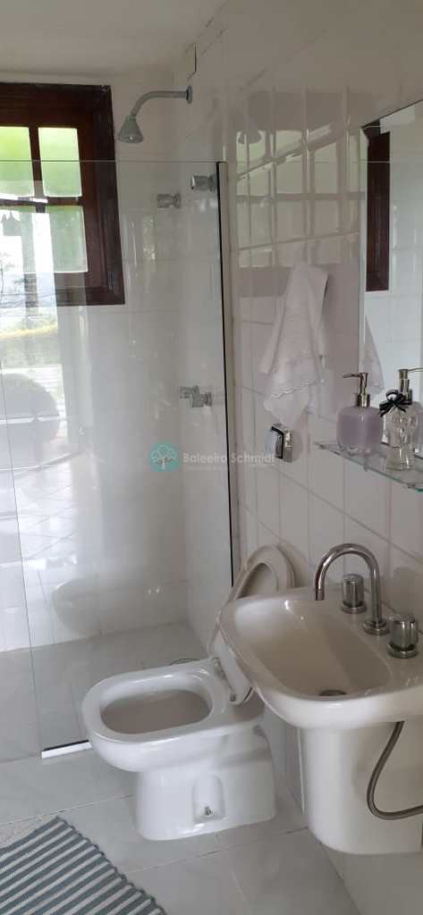 Casa de Condomínio em Santo Antônio do Pinhal, no bairro Condominio Portal da Mantiqueira