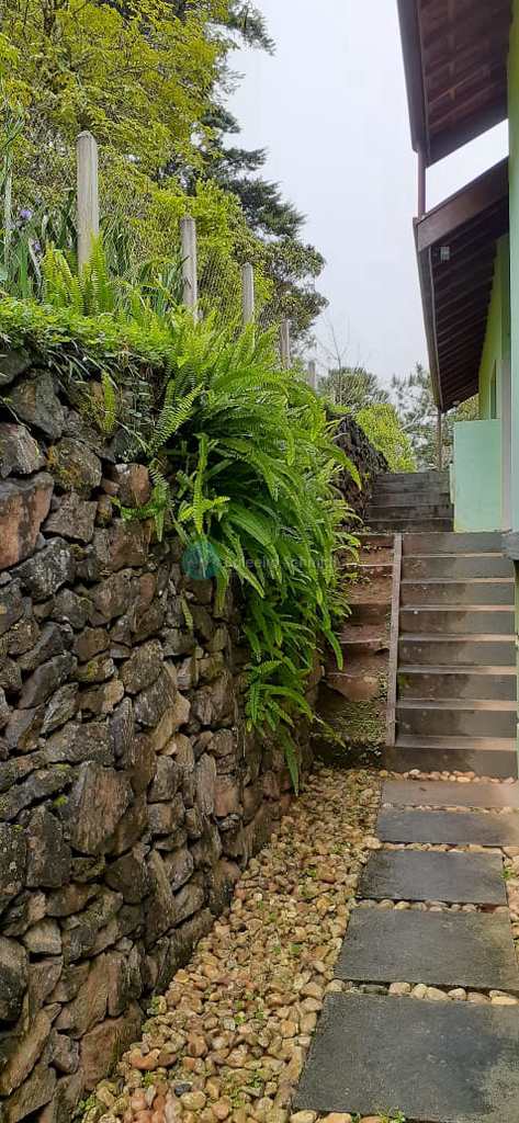 Casa de Condomínio em Santo Antônio do Pinhal, no bairro Condominio Portal da Mantiqueira