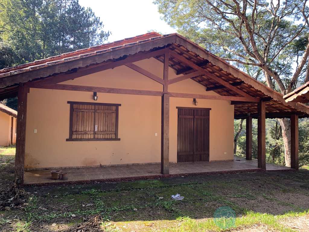Casa em Santo Antônio do Pinhal, no bairro Proximo Ao Centro