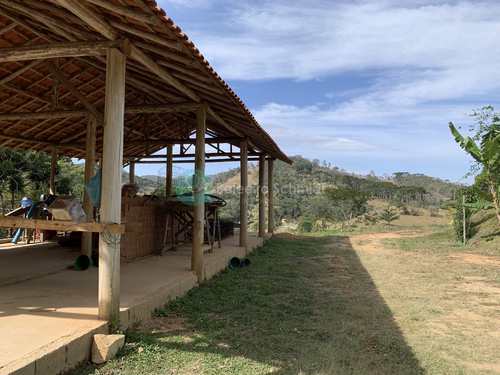 Casa, código 781 em Santo Antônio do Pinhal, bairro Proximo Ao Centro