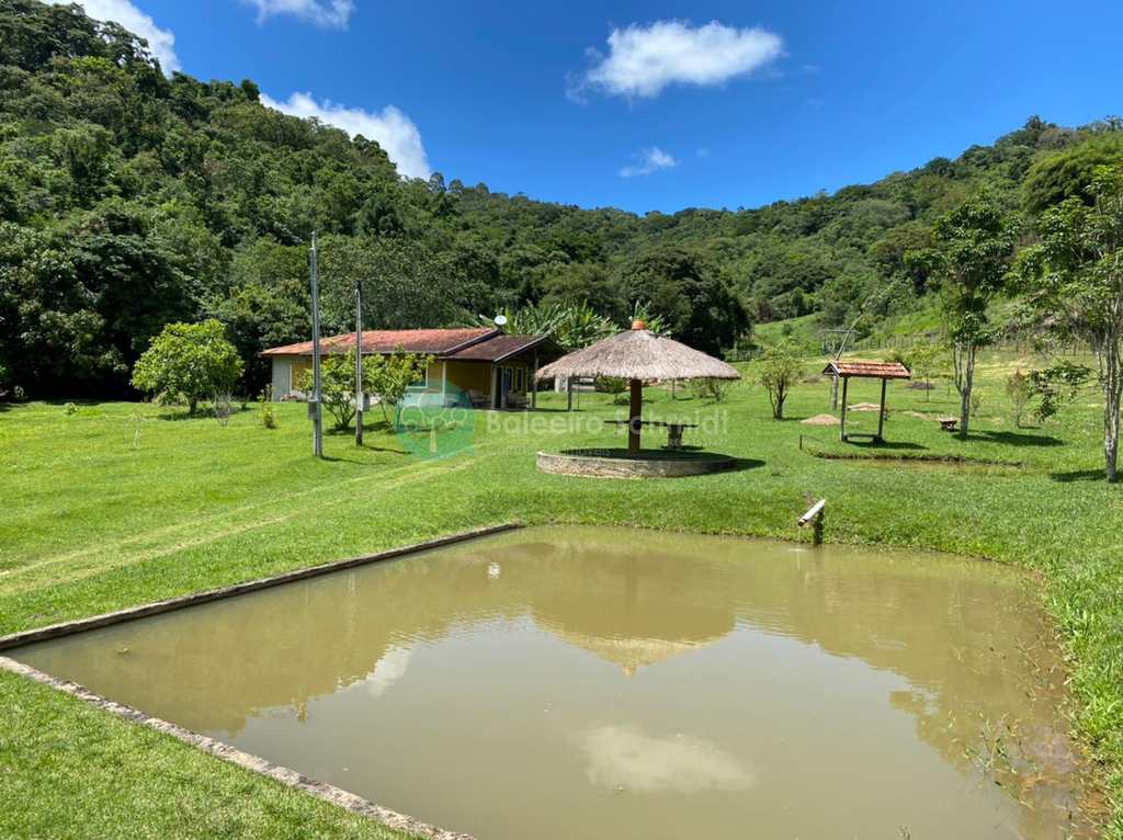 Casa em Santo Antônio do Pinhal, no bairro 6 Km