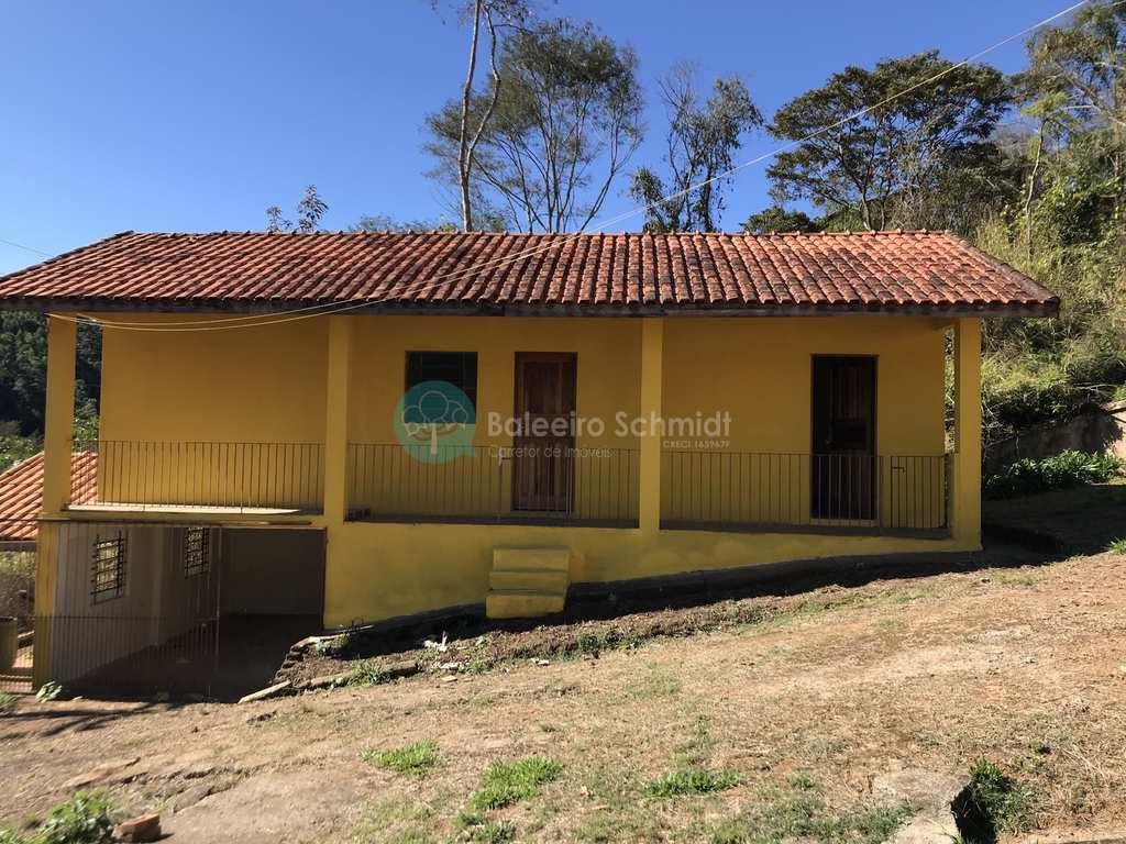 Casa em Santo Antônio do Pinhal, no bairro Pinhalzinho