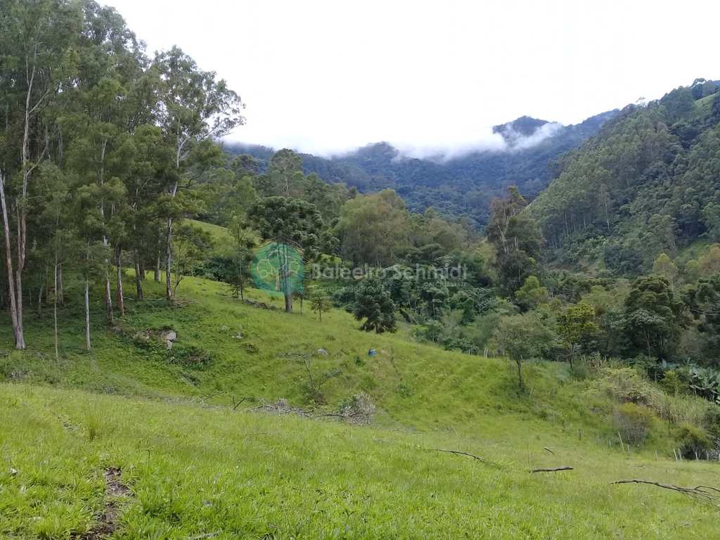 Sítio em Santo Antônio do Pinhal, no bairro Zona Rural