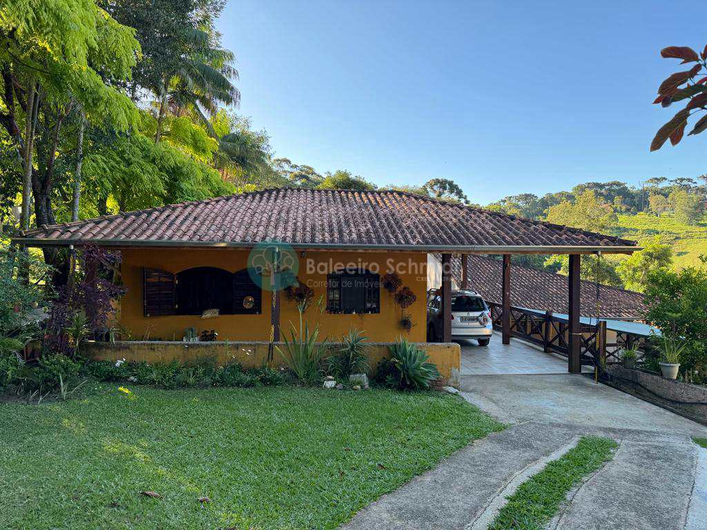 Casa em Santo Antônio do Pinhal, no bairro Proximo Ao Centro
