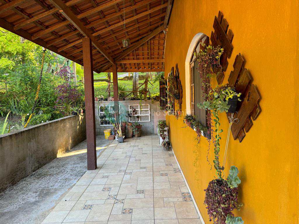Casa em Santo Antônio do Pinhal, no bairro Proximo Ao Centro