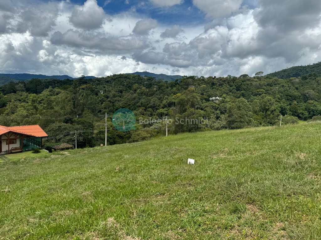 Terreno de Condomínio em Santo Antônio do Pinhal, no bairro Proximo Ao Centro
