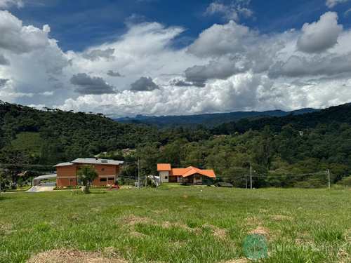 Terreno de Condomínio, código 927 em Santo Antônio do Pinhal, bairro Proximo Ao Centro