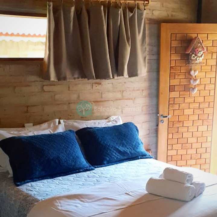 Casa Comercial em Santo Antônio do Pinhal, no bairro Centro