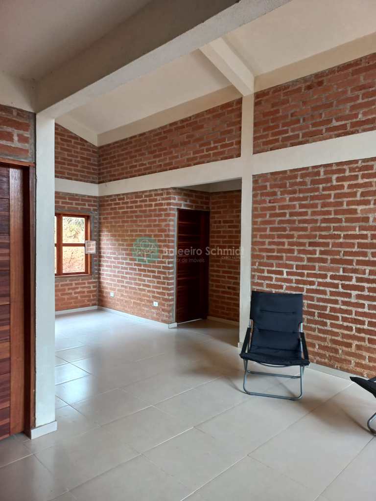 Casa em Santo Antônio do Pinhal, no bairro Centro