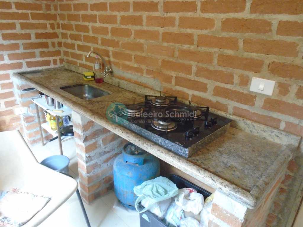 Casa em Santo Antônio do Pinhal, no bairro Centro