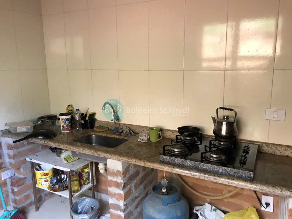 Casa em Santo Antônio do Pinhal, no bairro Centro