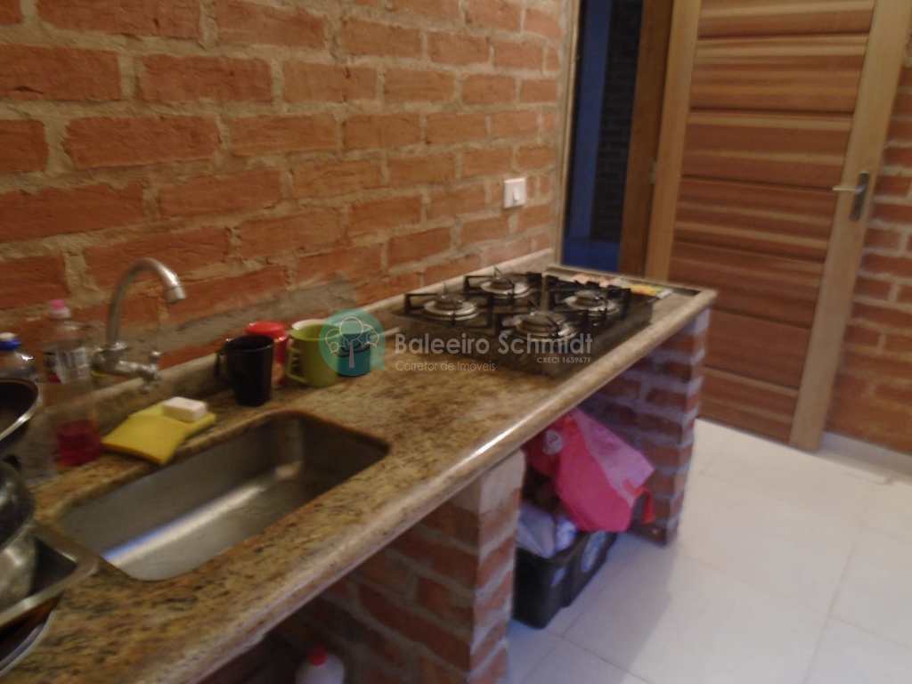 Casa em Santo Antônio do Pinhal, no bairro Centro