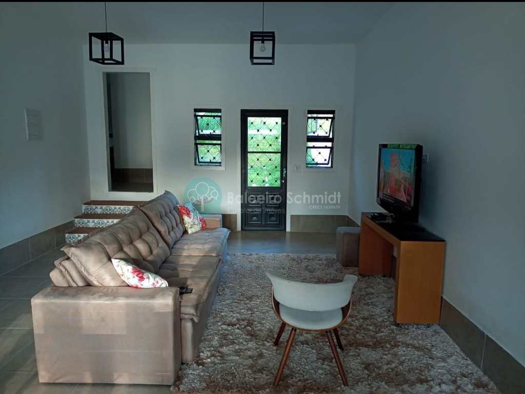 Casa em Santo Antônio do Pinhal, no bairro Proximo Ao Centro