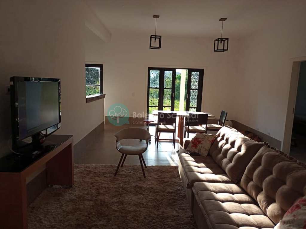 Casa em Santo Antônio do Pinhal, no bairro Proximo Ao Centro