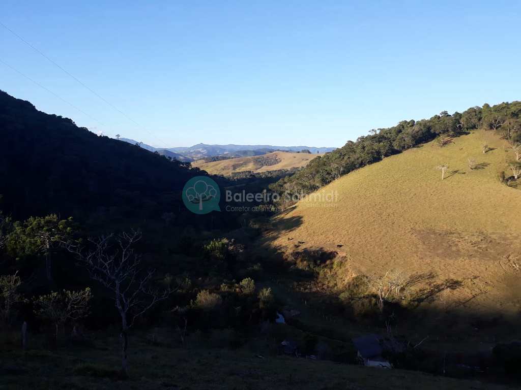 Sítio em Santo Antônio do Pinhal, no bairro Zona Rural
