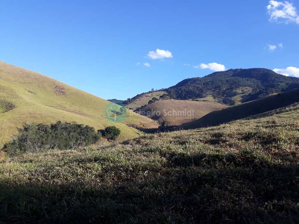 Sítio em Santo Antônio do Pinhal, no bairro Zona Rural