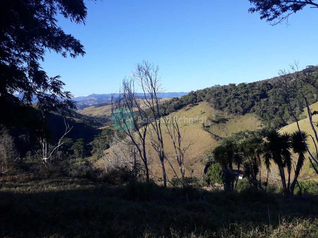 Sítio em Santo Antônio do Pinhal, no bairro Zona Rural