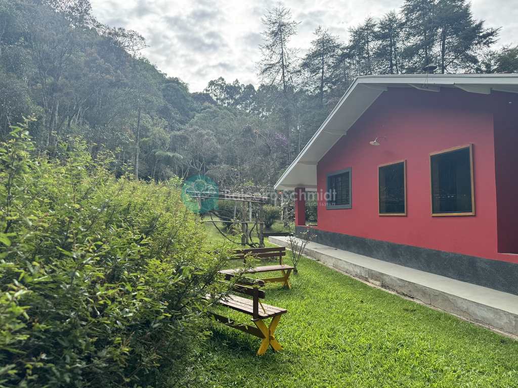 Sítio em Santo Antônio do Pinhal, no bairro Zona Rural