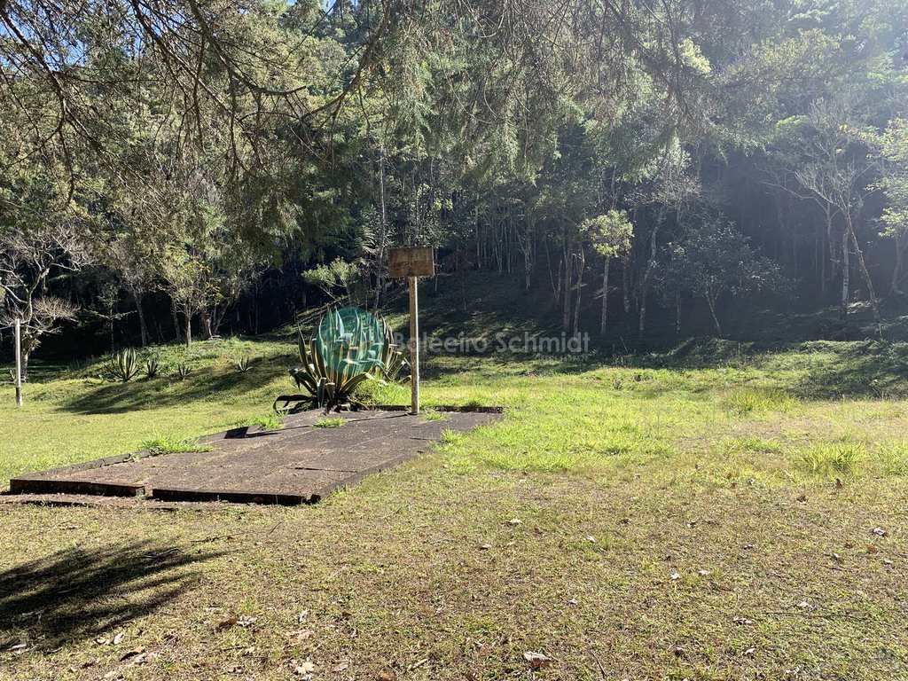 Sítio em Santo Antônio do Pinhal, no bairro Zona Rural