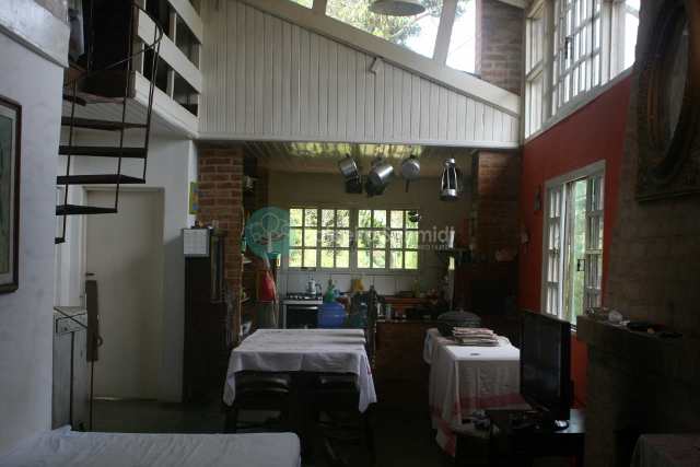 Casa em Santo Antônio do Pinhal, no bairro Aproxi 3 Km do Centro