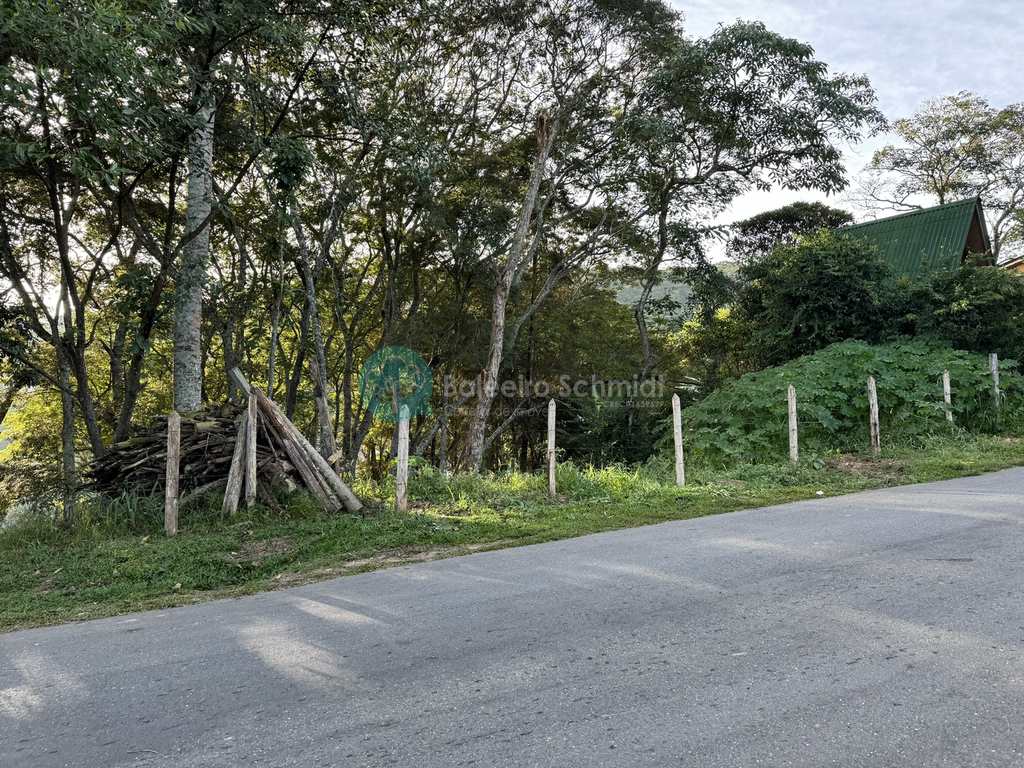 Terreno em Santo Antônio do Pinhal, no bairro Centro