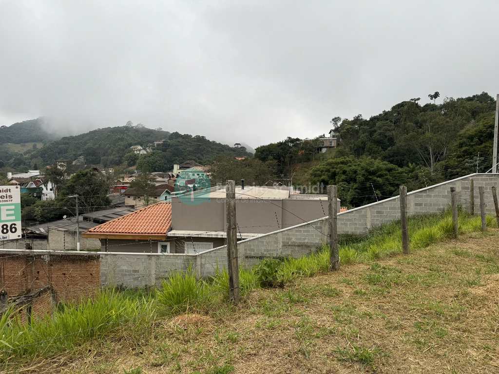 Terreno em Santo Antônio do Pinhal, no bairro Centro