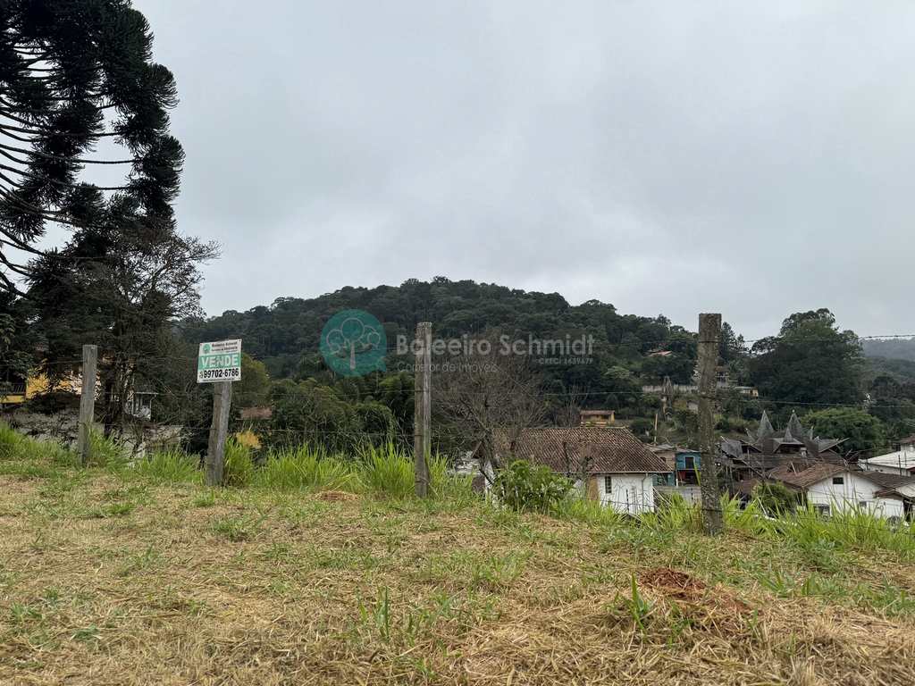 Terreno em Santo Antônio do Pinhal, no bairro Centro