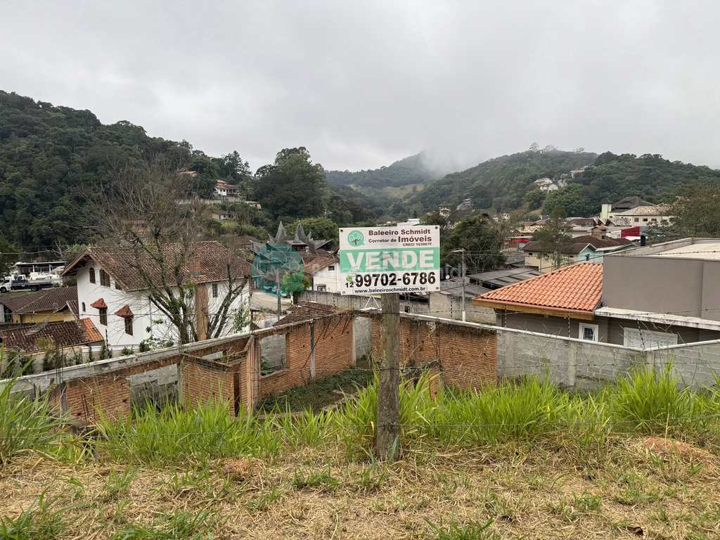 Terreno em Santo Antônio do Pinhal, no bairro Centro