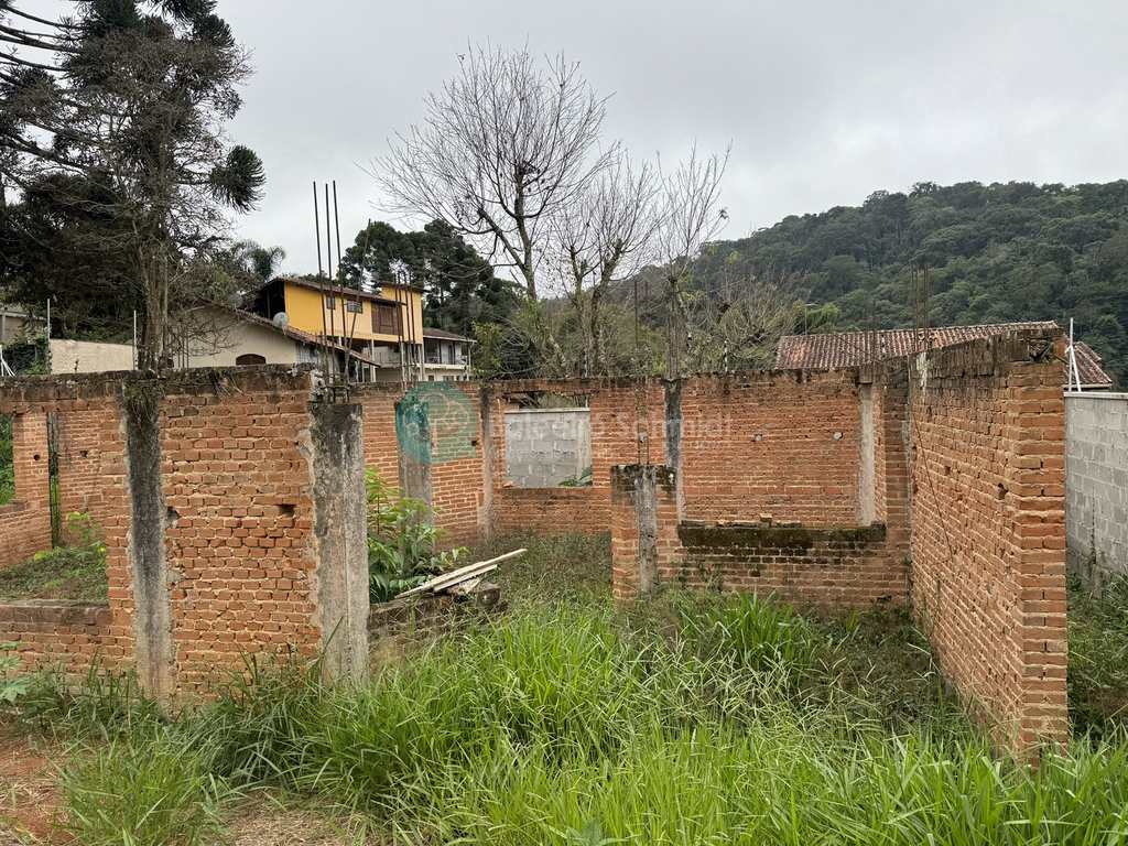 Terreno em Santo Antônio do Pinhal, no bairro Centro