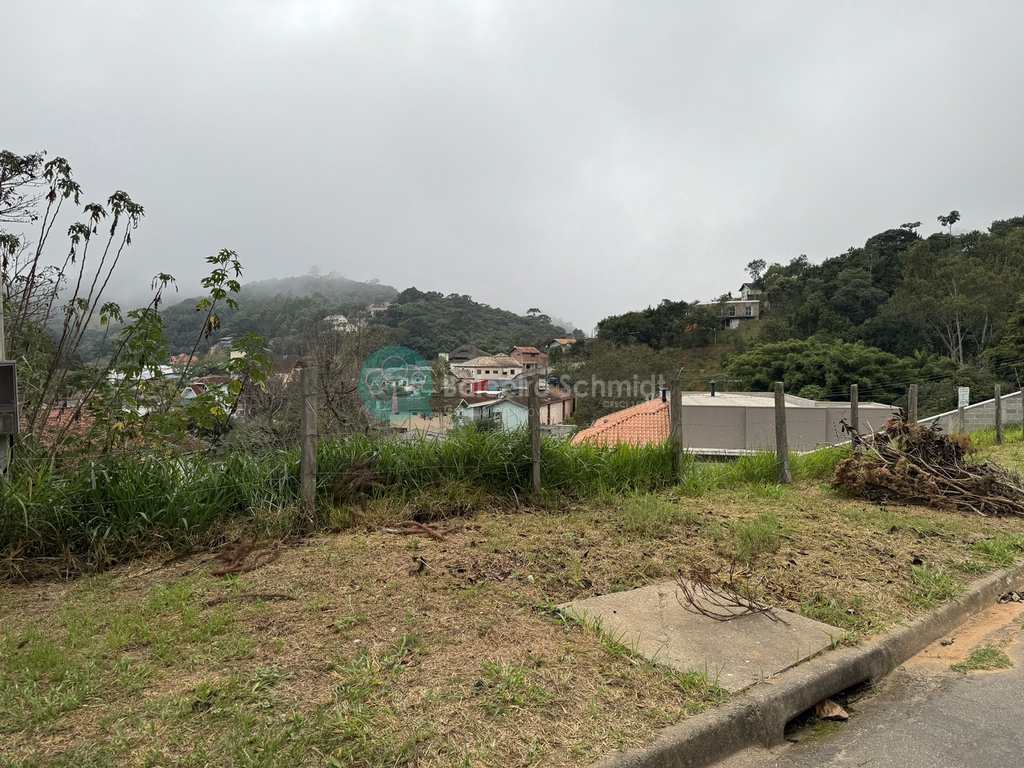 Terreno em Santo Antônio do Pinhal, no bairro Centro