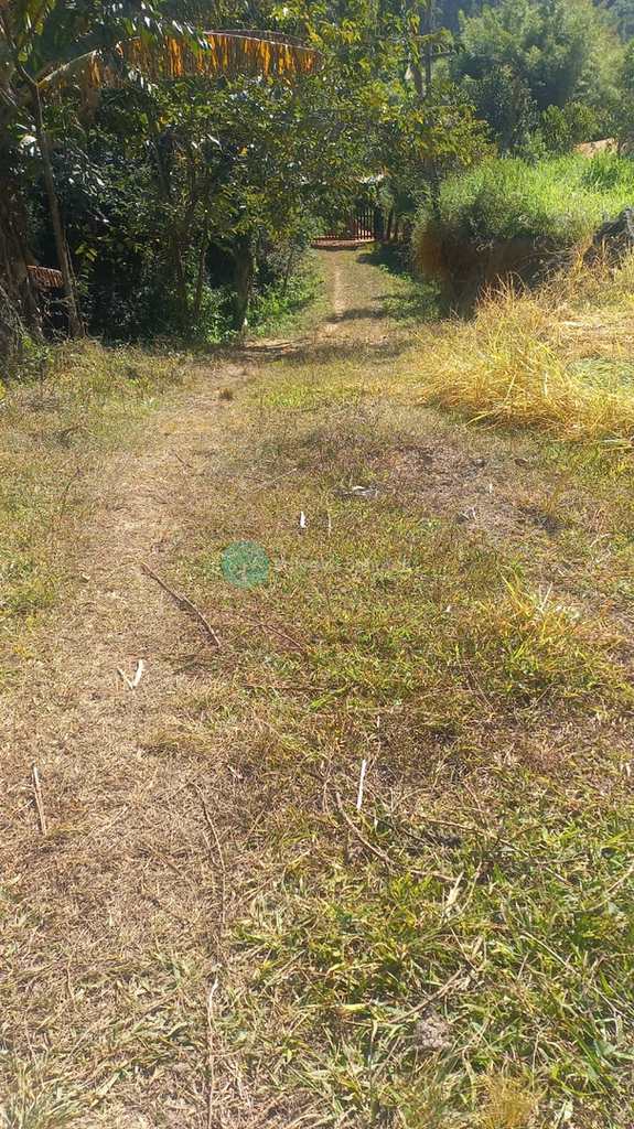 Sítio em Santo Antônio do Pinhal, no bairro 7 Km do Centro