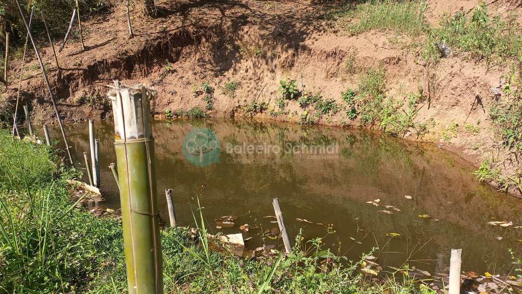 Sítio em Santo Antônio do Pinhal, no bairro 7 Km do Centro