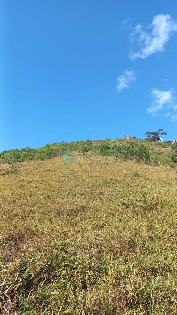 Sítio em Santo Antônio do Pinhal, no bairro 7 Km do Centro