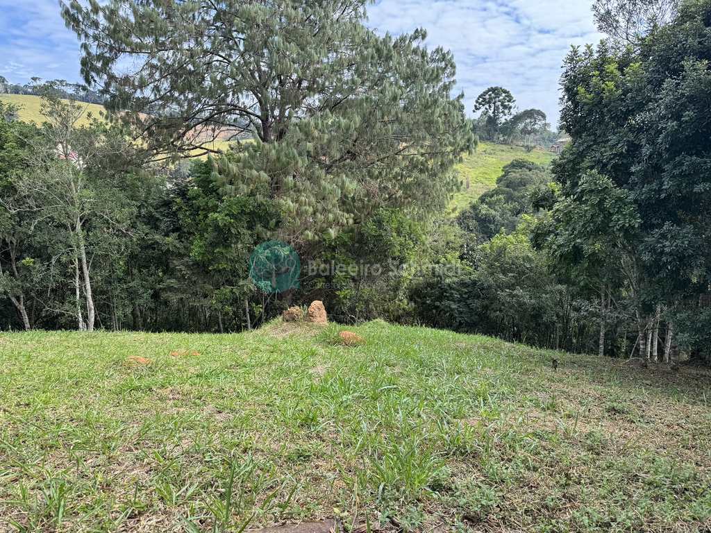 Terreno em Santo Antônio do Pinhal, no bairro Centro