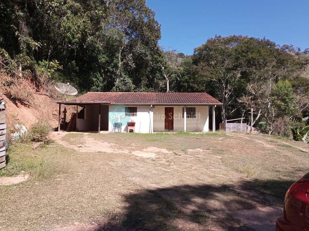 Casa em Santo Antônio do Pinhal, no bairro Zona Rural