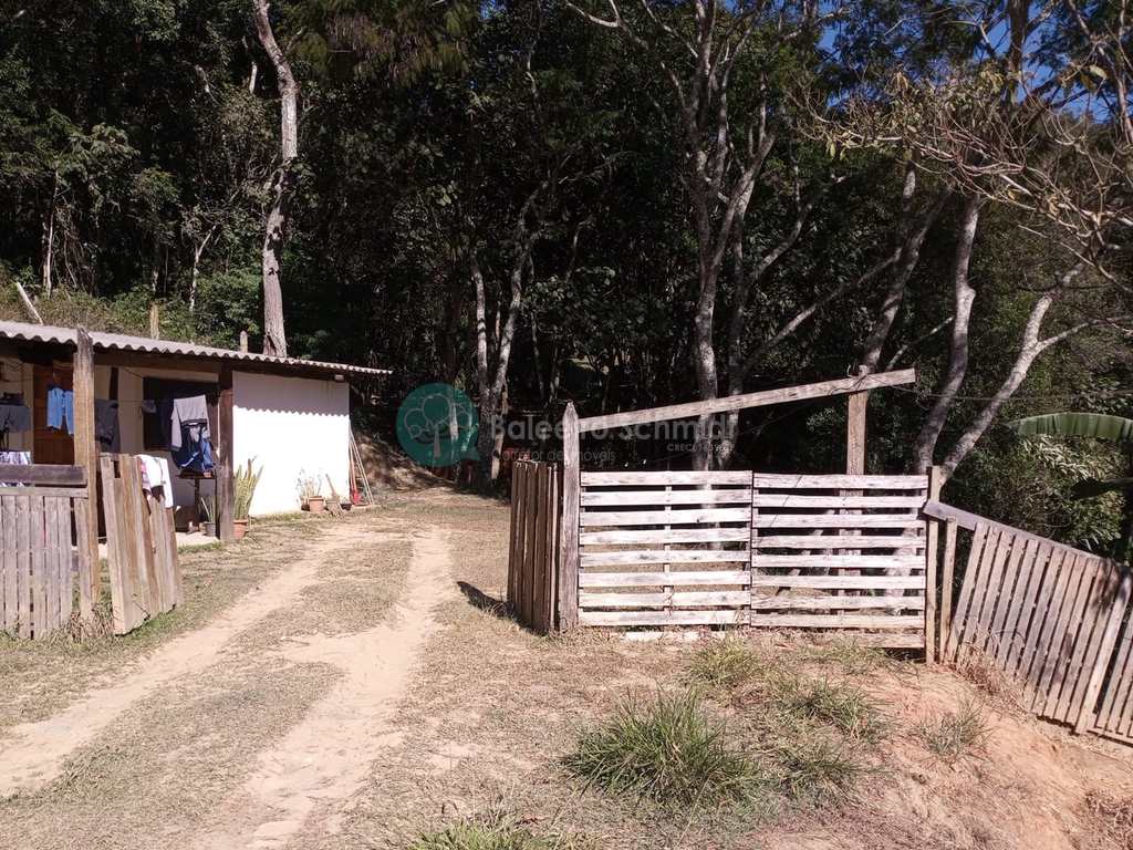 Casa em Santo Antônio do Pinhal, no bairro Zona Rural