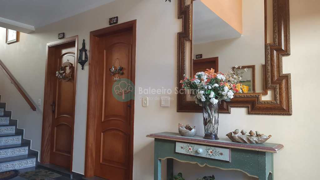 Apartamento em Campos do Jordão, no bairro Centro