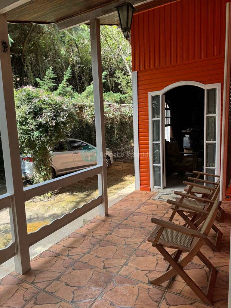 Casa de Condomínio em Santo Antônio do Pinhal, no bairro Condominio Country Club