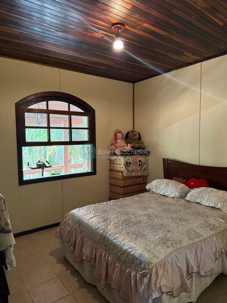 Casa de Condomínio em Santo Antônio do Pinhal, no bairro Condominio Country Club