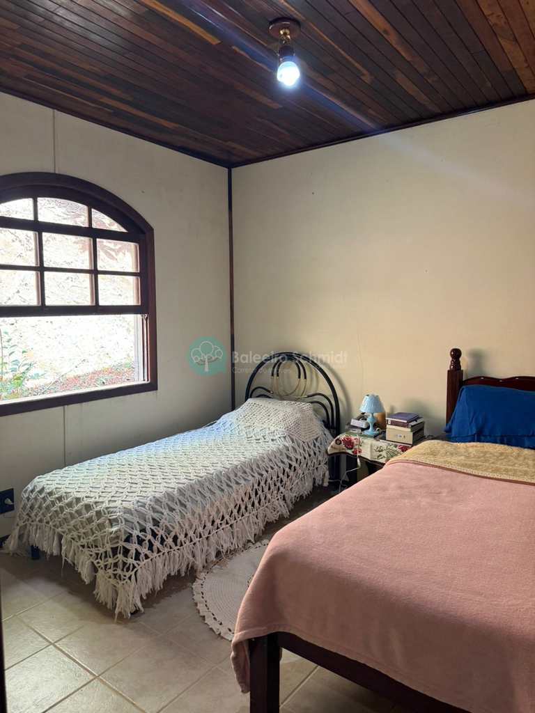 Casa de Condomínio em Santo Antônio do Pinhal, no bairro Condominio Country Club