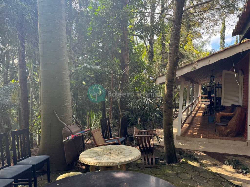 Casa de Condomínio em Santo Antônio do Pinhal, no bairro Condominio Country Club