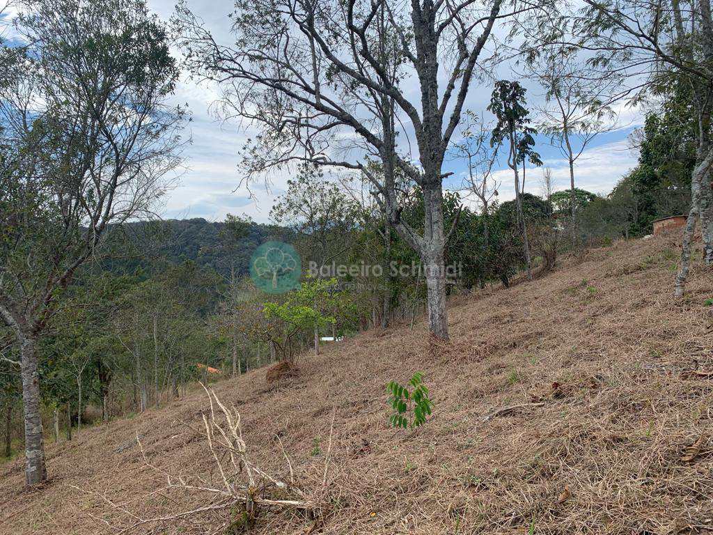 Terreno em Santo Antônio do Pinhal, no bairro Proximo Ao Centro